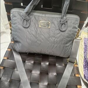 Great Marc By Marc Jacobs Womens Quilted Monogram Laptop IPad Tote Handbag Gray